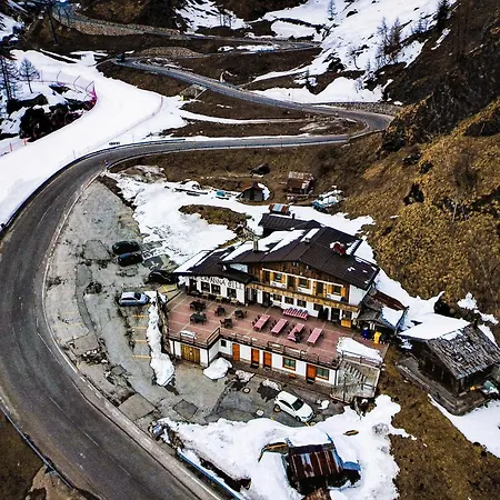 Rifugio Capanna Bill 게스트하우스 3*
