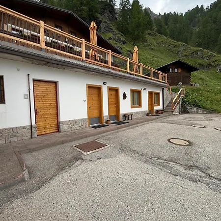 Rifugio Capanna Bill 3*
